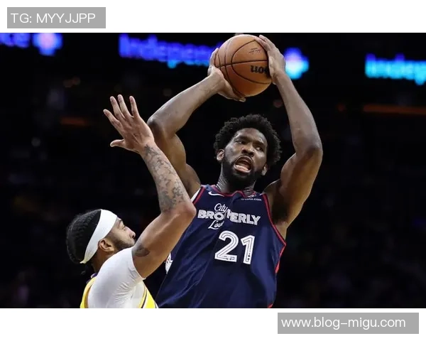 恩比德再创辉煌成NBA得分王场均348分刷新近40年记录